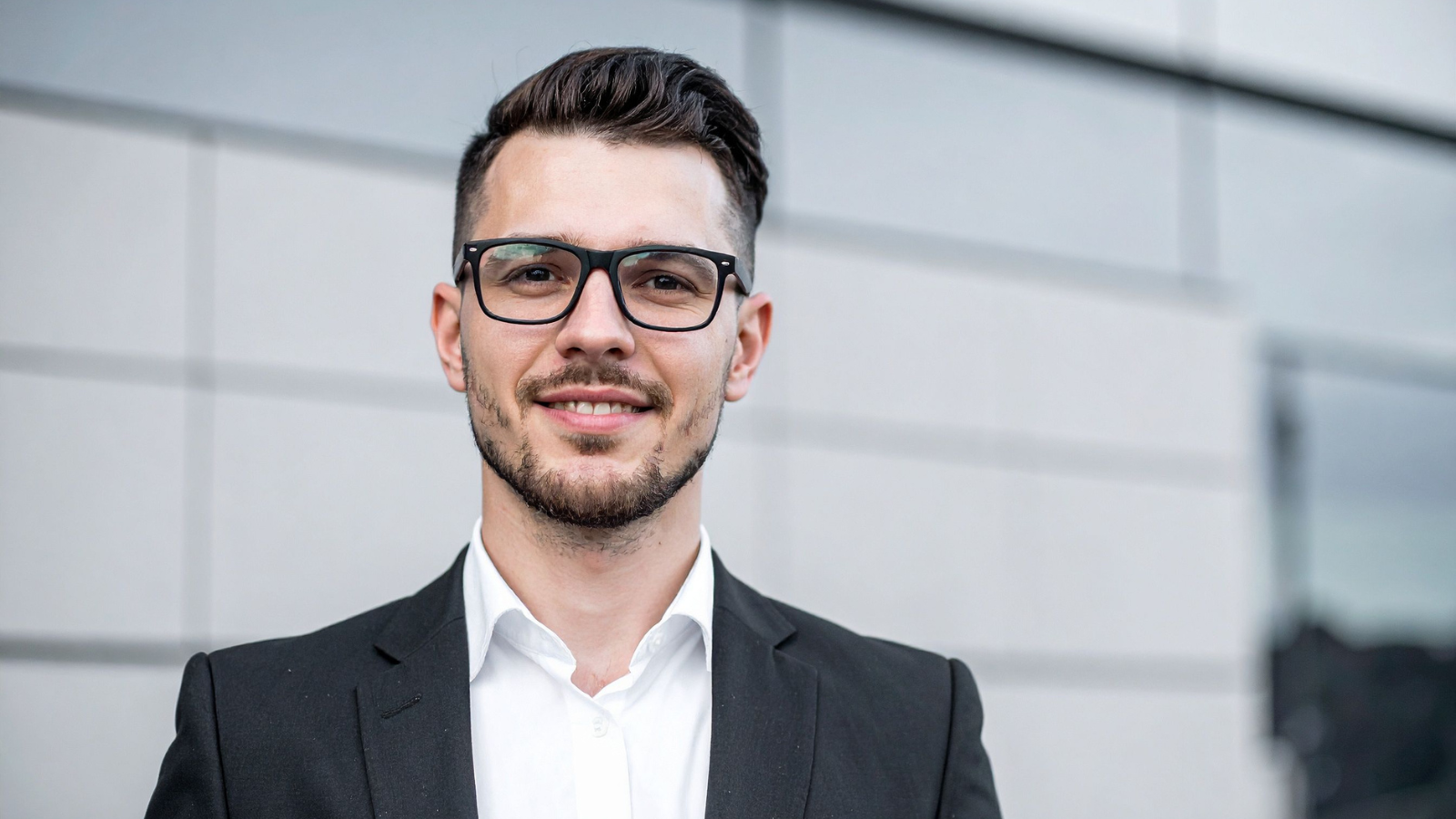 איך להתלבש לבית משפט